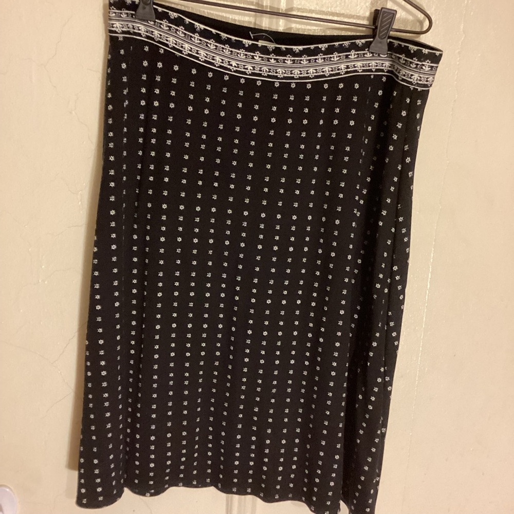 Max Studio 2 Skirt Bundle Size Medium - Picture 5 of 5
